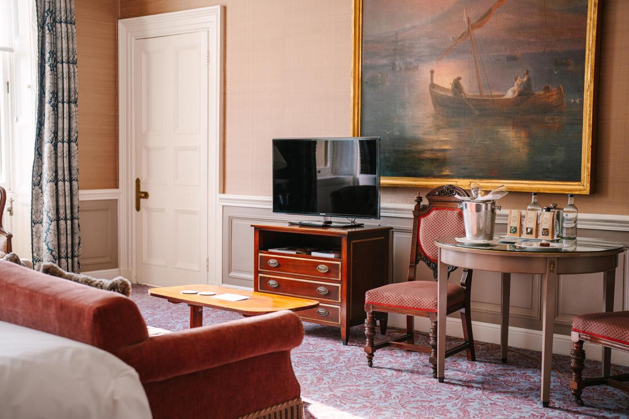 Cliveden House - An Iconic Luxury Hotel Maidenhead Esterno foto